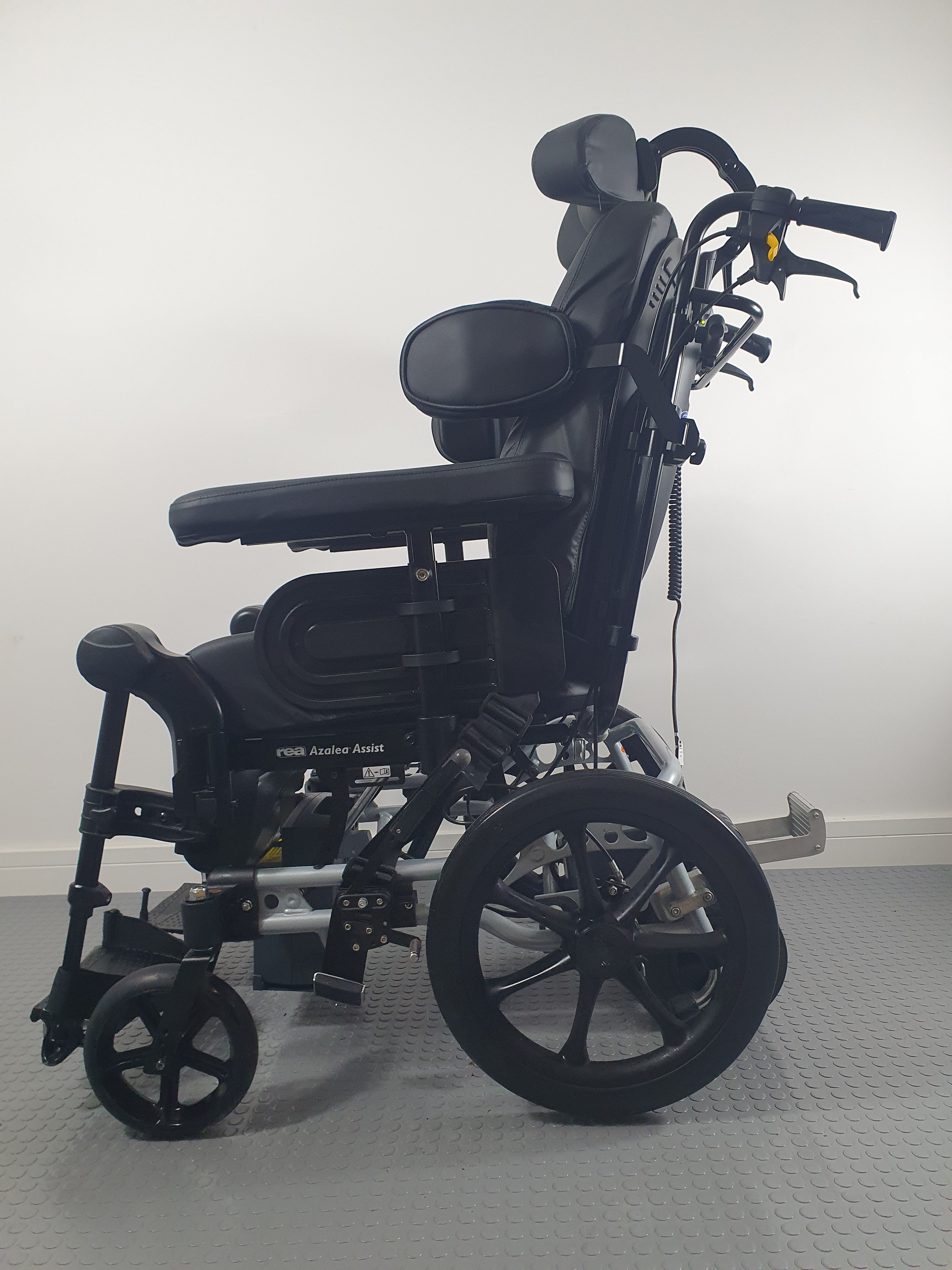Rea Azalea Assist Wheelchair