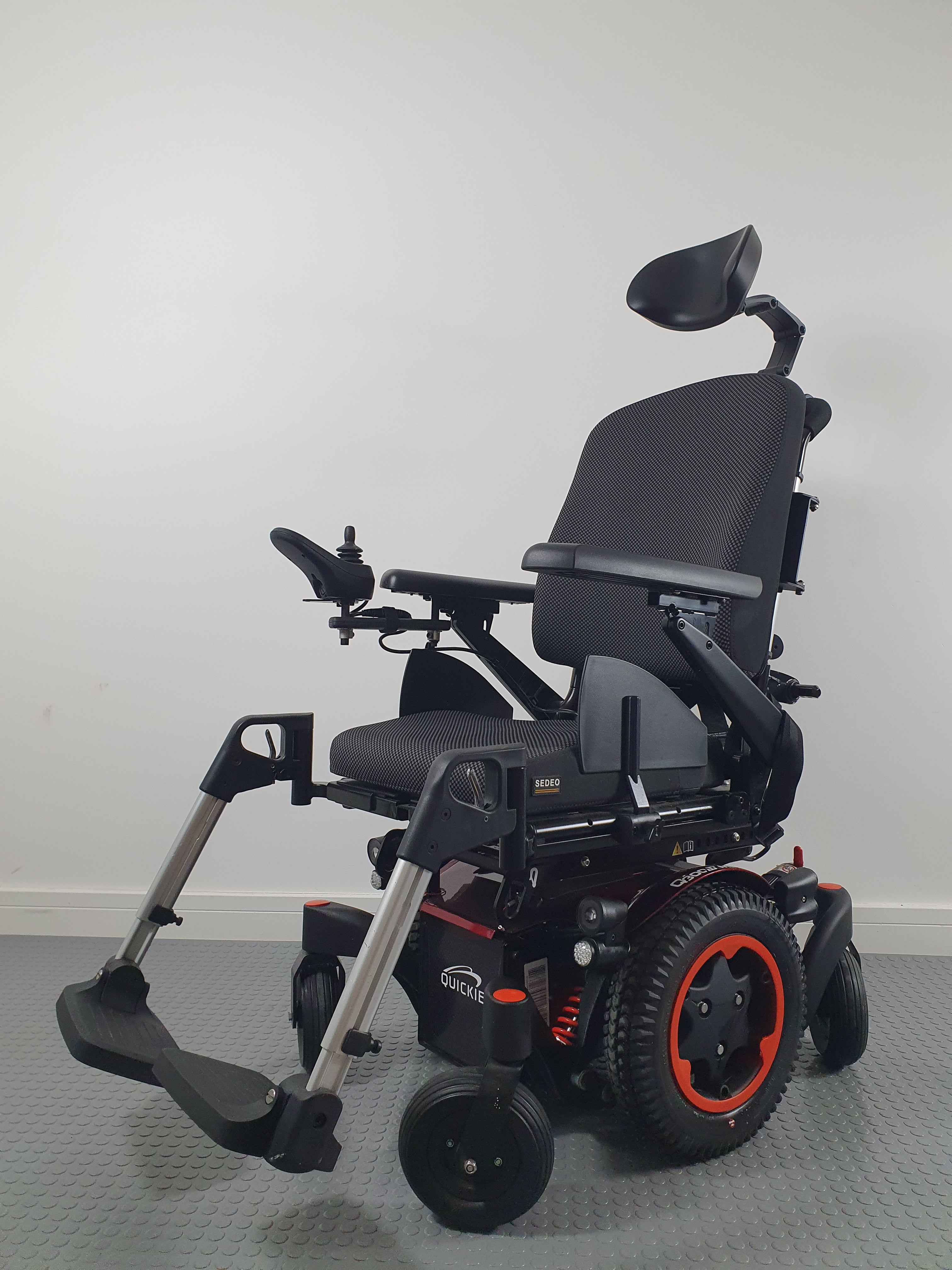 SUNRISE QUICKIE Q300 POWERCHAIR
