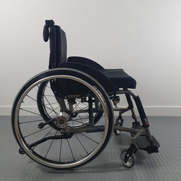 T-Light Manual Wheelchair
