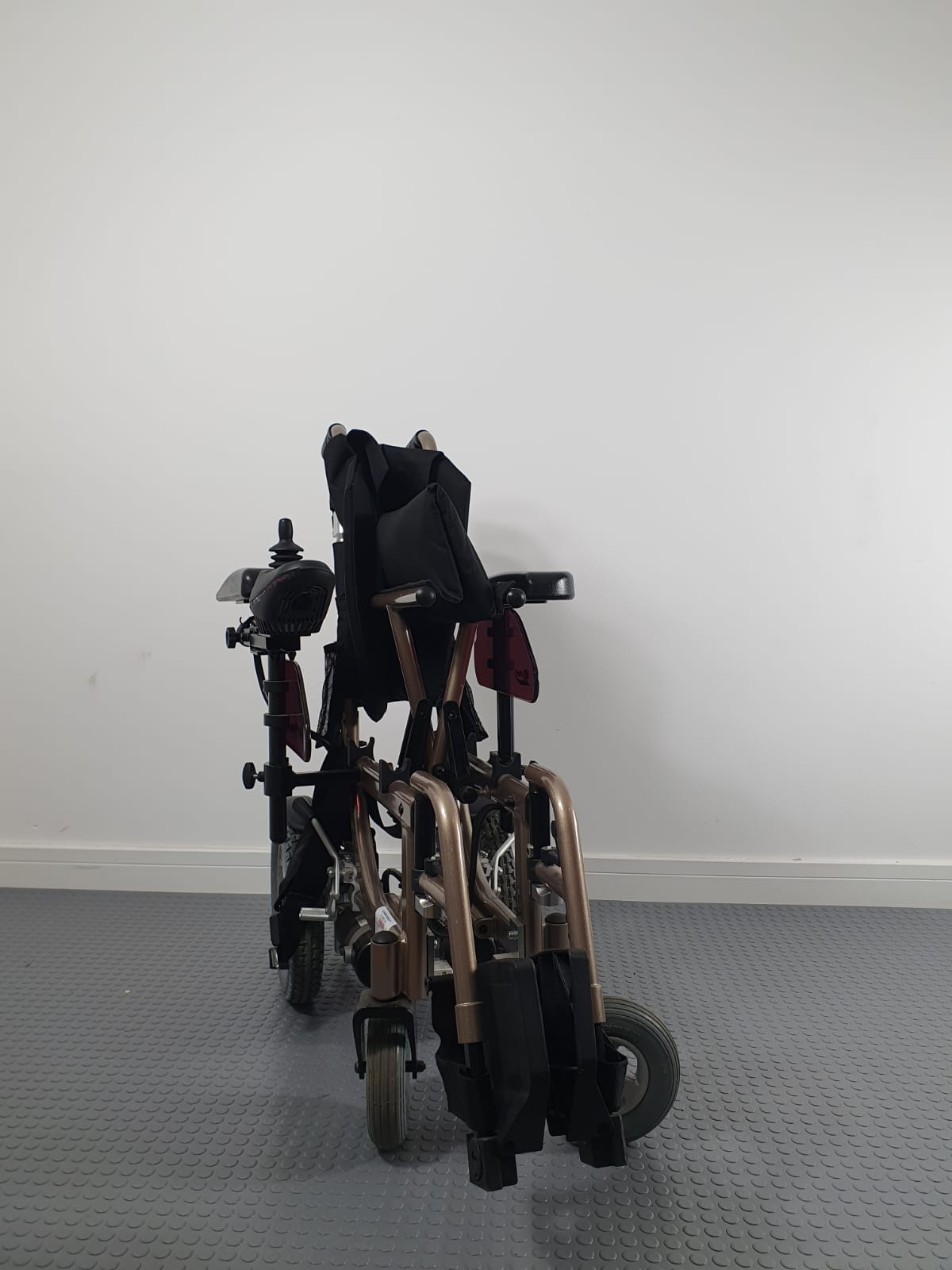 KYMCO VIVIO 4MPH POWERCHAIR