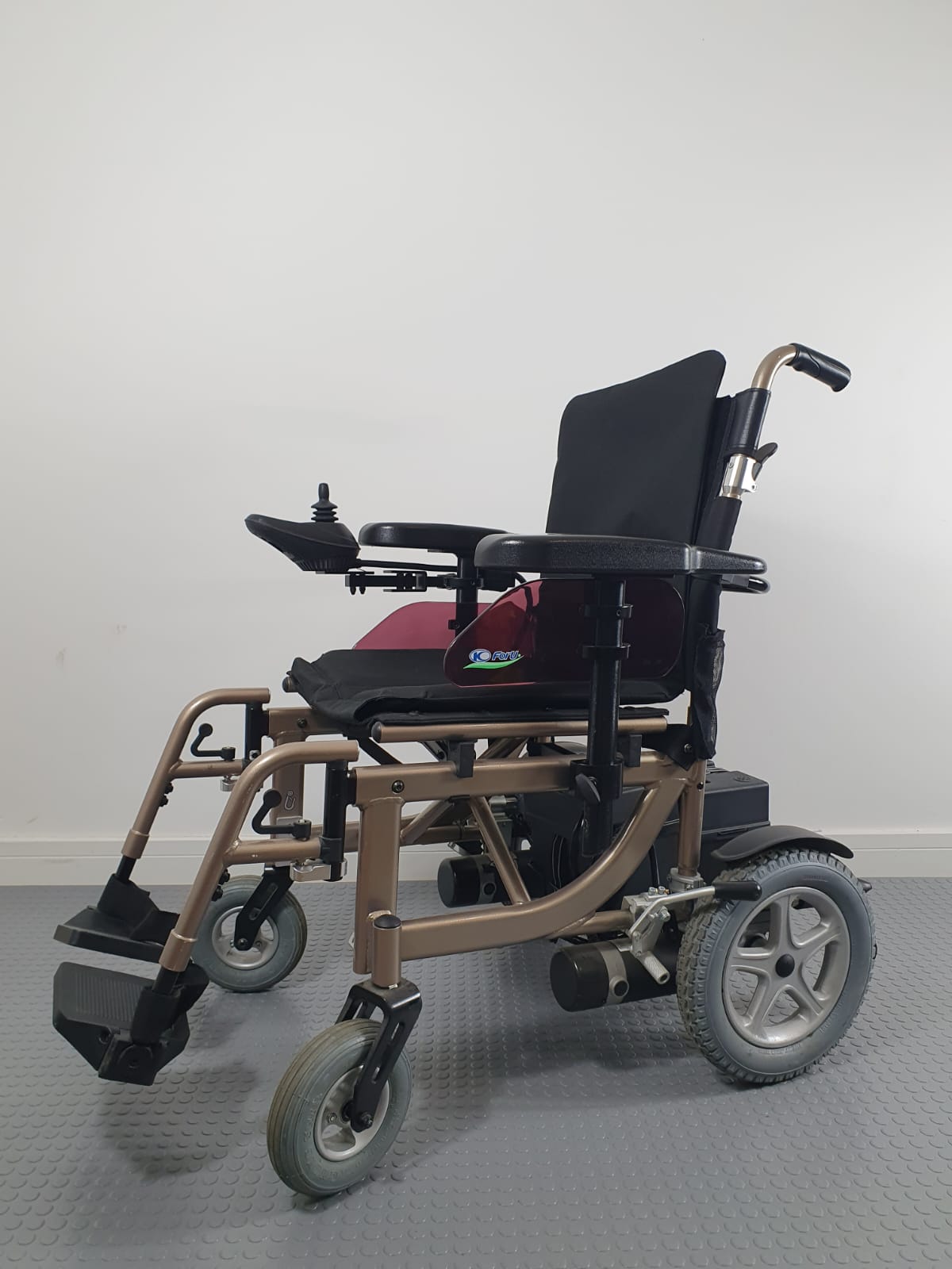 KYMCO VIVIO 4MPH POWERCHAIR