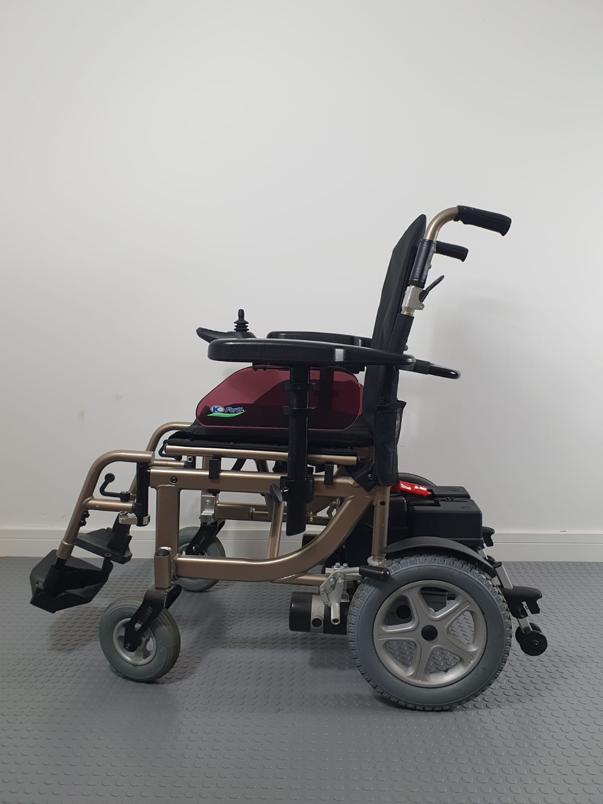 KYMCO VIVIO 4MPH POWERCHAIR