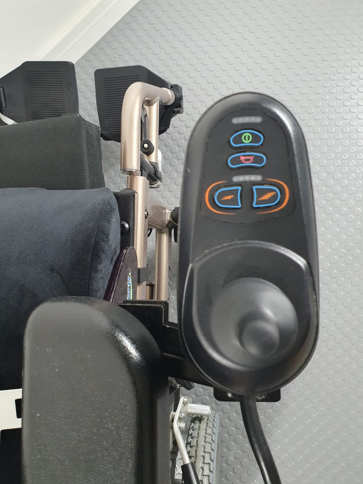 KYMCO VIVIO 4MPH POWERCHAIR