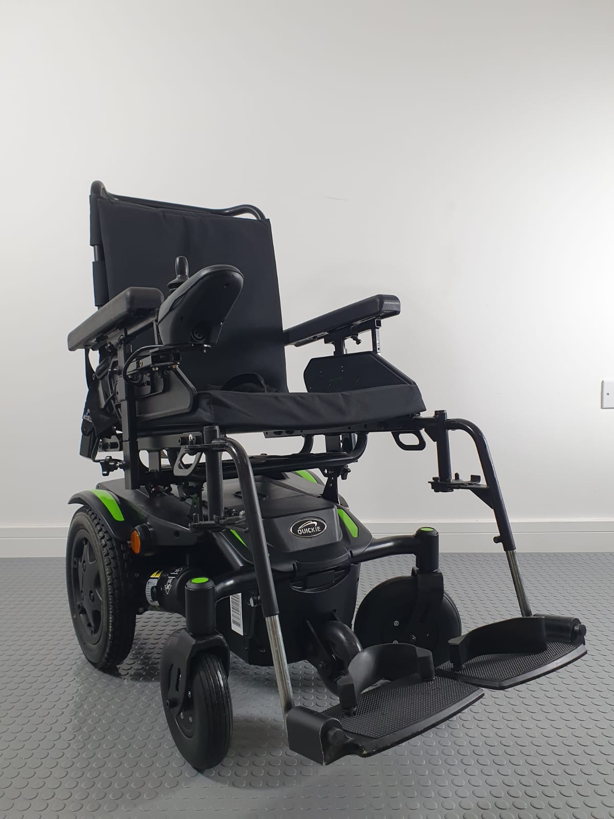 Sunrise Medical Quickie Q100 Compact Powerchair