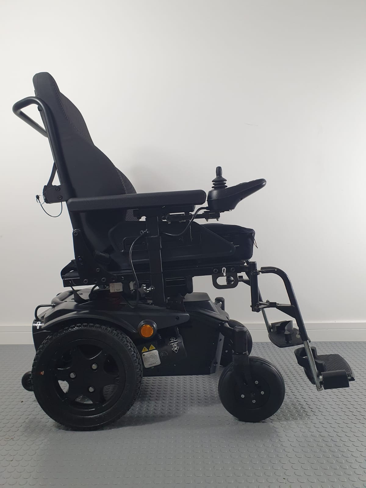Sunrise Medical Quickie Q100 Compact Powerchair