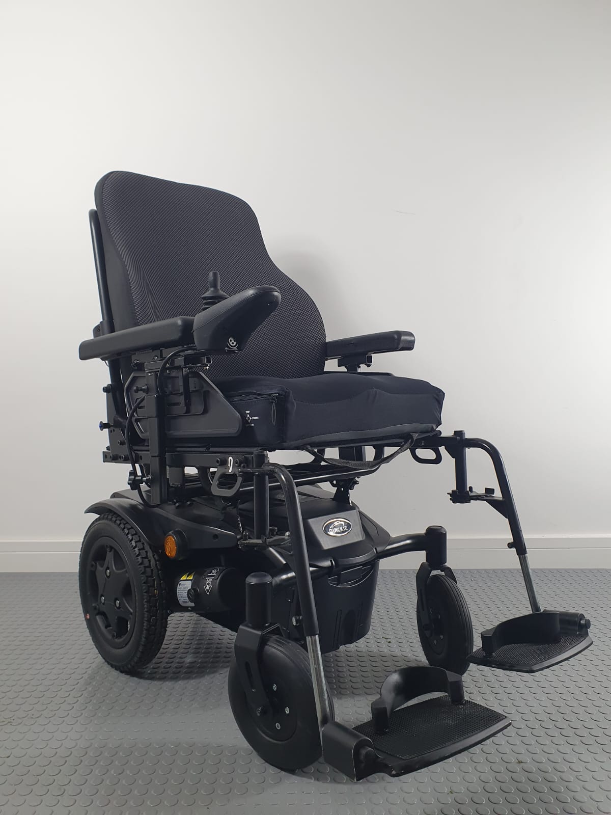 Sunrise Medical Quickie Q100 Compact Powerchair