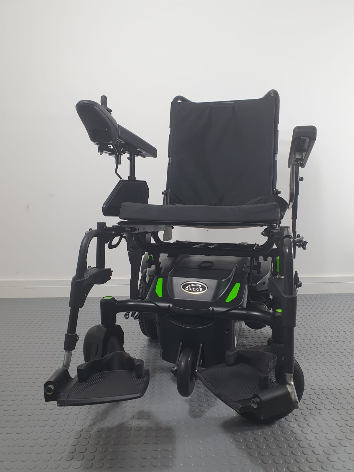 Sunrise Medical Quickie Q100 Compact Powerchair