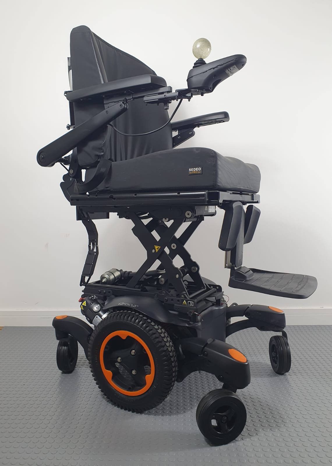 SUNRISE QUICKIE Q700 POWER WHEELCHAIR