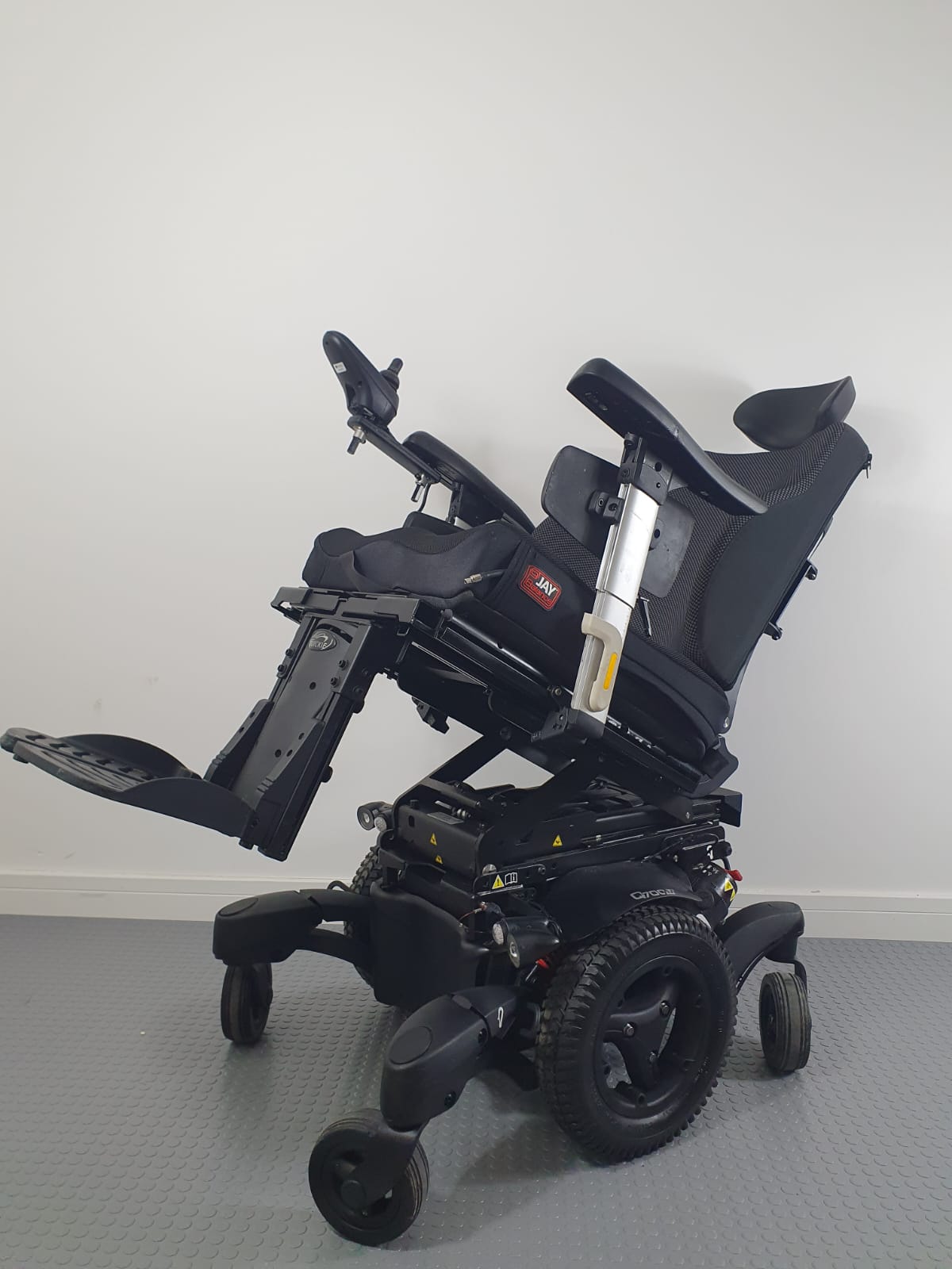 SUNRISE QUICKIE Q700 POWER WHEELCHAIR