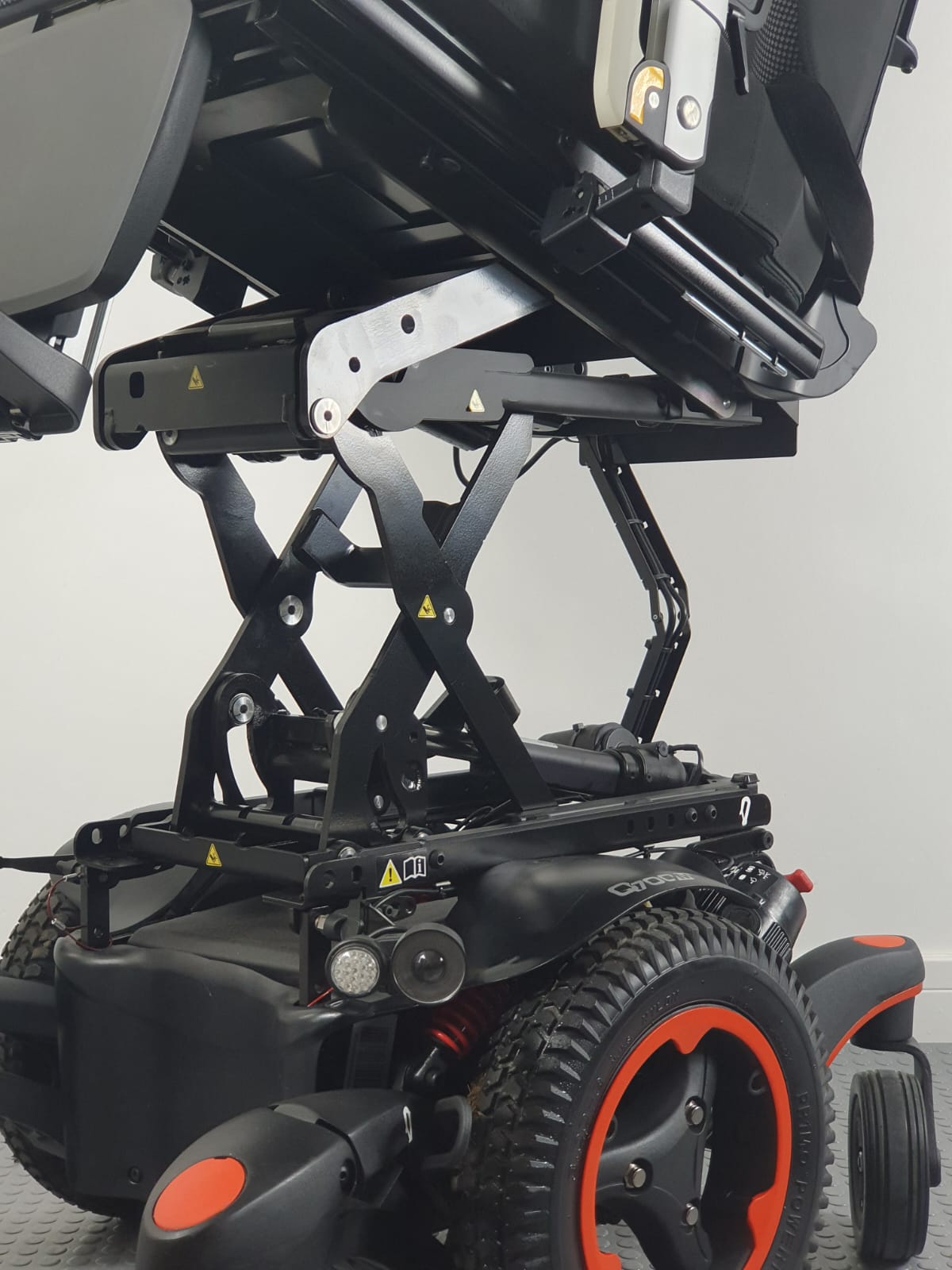 SUNRISE QUICKIE Q700 POWER WHEELCHAIR