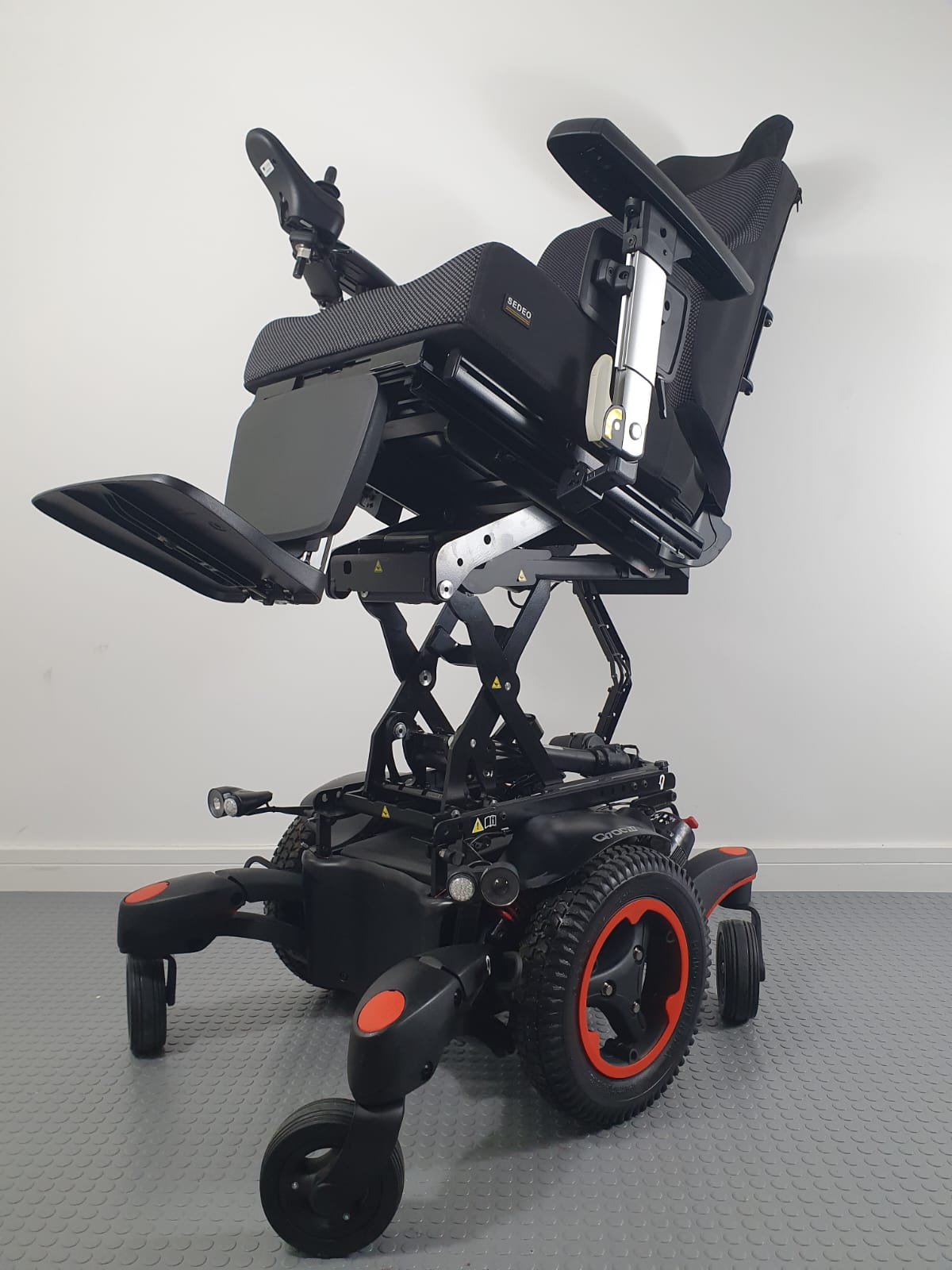 SUNRISE QUICKIE Q700 POWER WHEELCHAIR