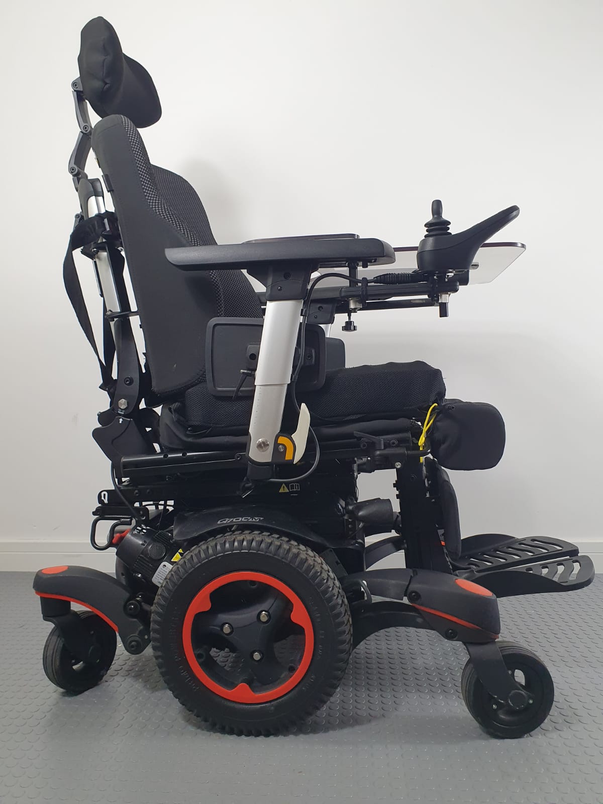 SUNRISE QUICKIE Q700 POWER WHEELCHAIR