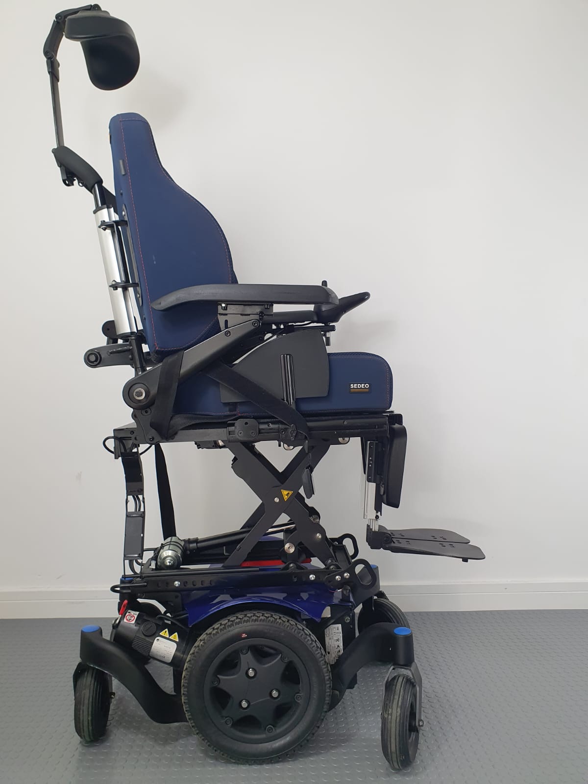 SUNRISE QUICKIE Q300 POWERCHAIR