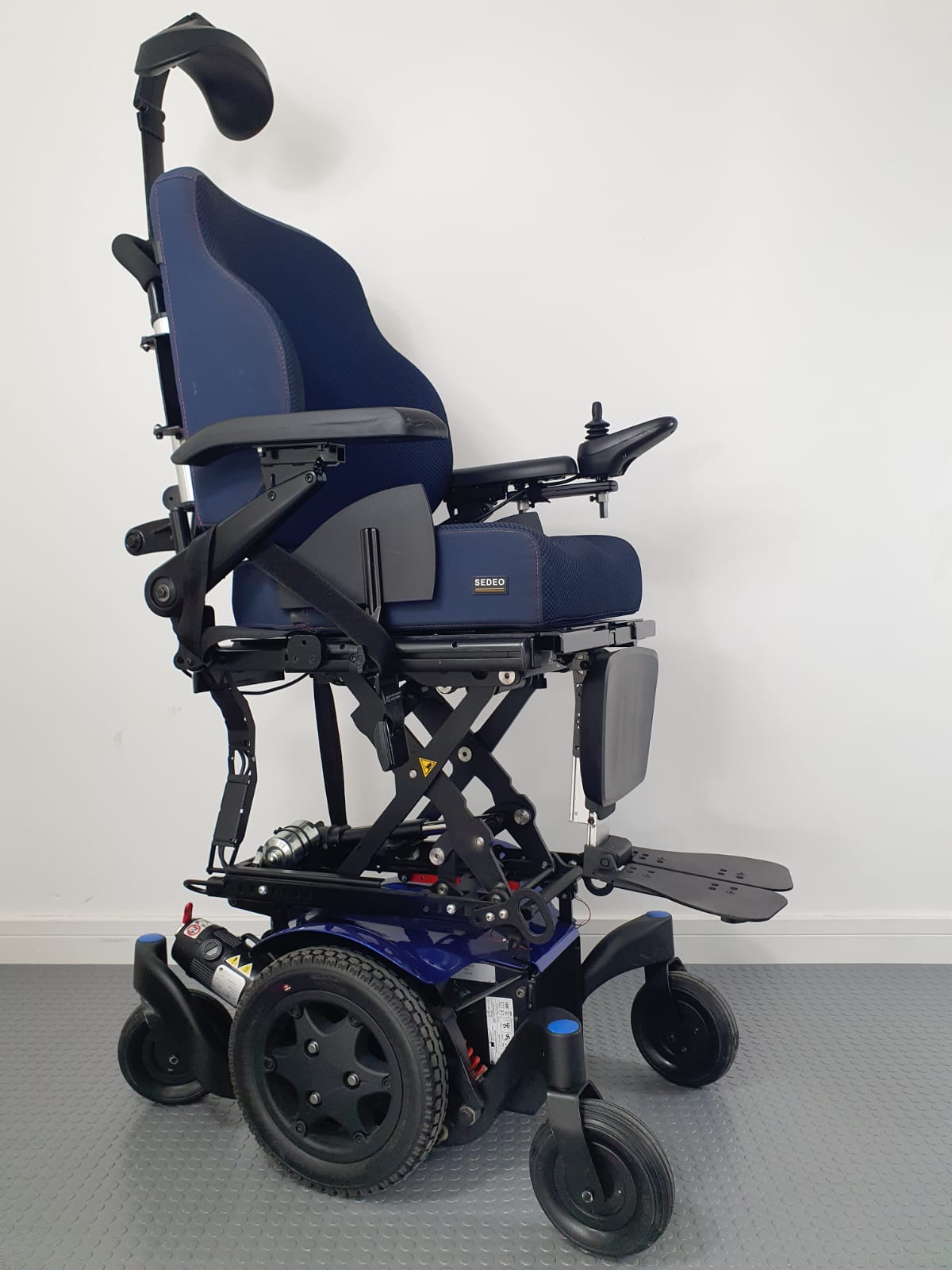 SUNRISE QUICKIE Q300 POWERCHAIR