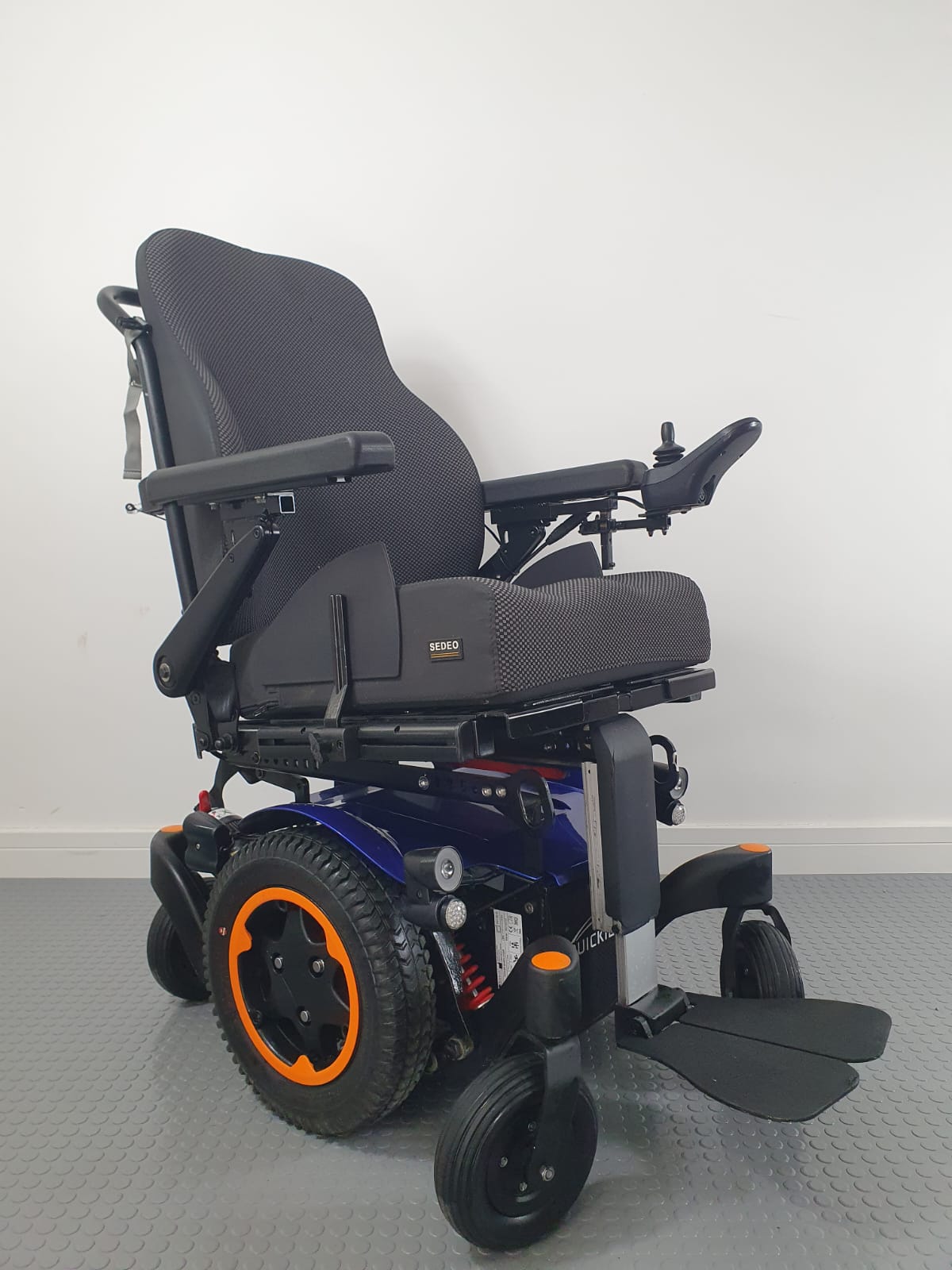 SUNRISE QUICKIE Q300 POWERCHAIR