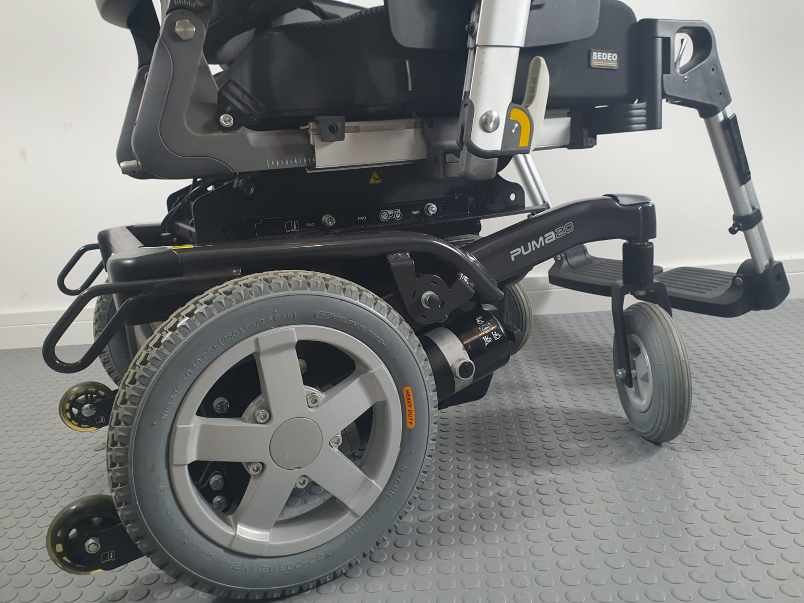 Puma 20 Electric Wheelchair