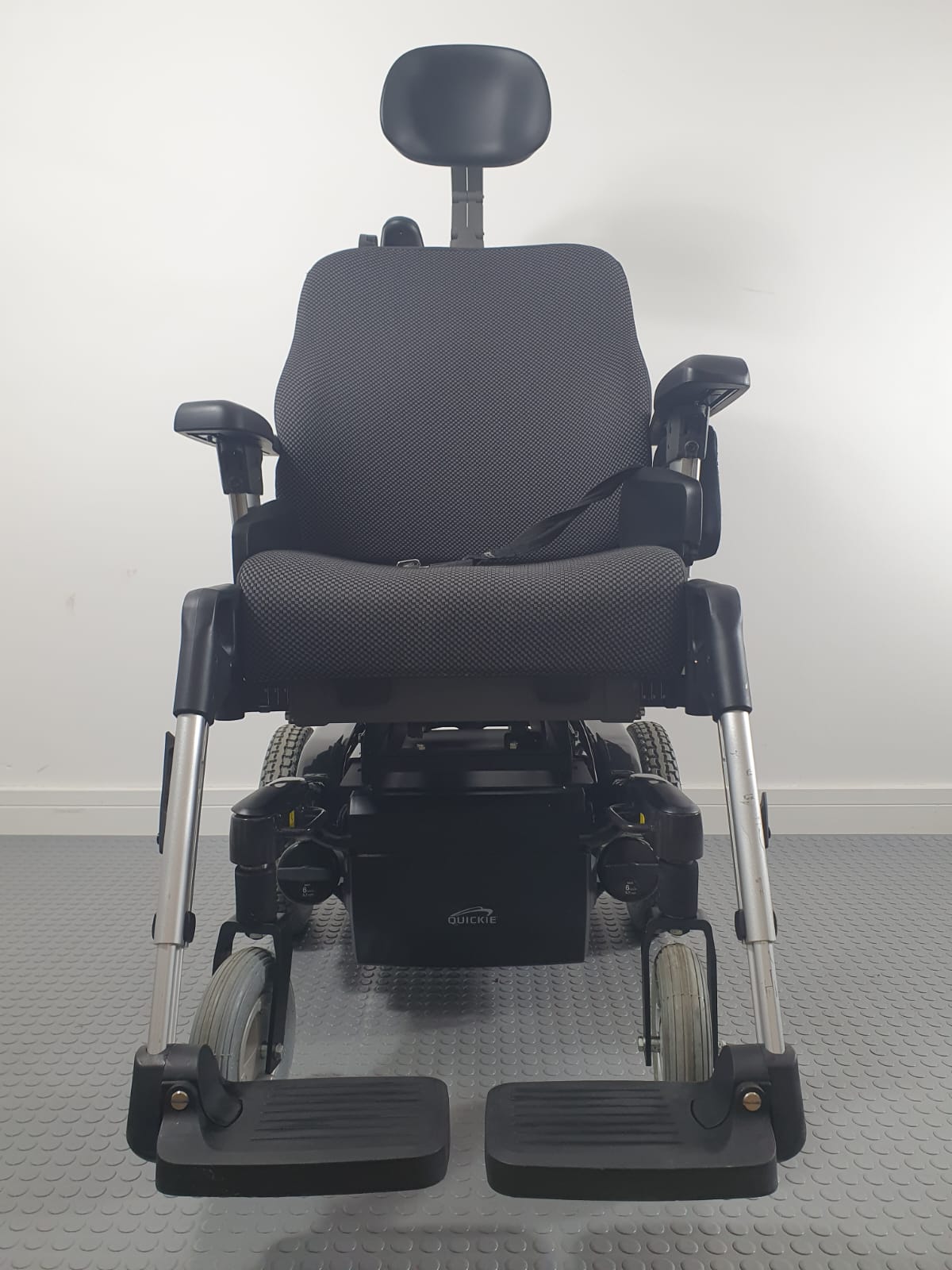 Puma 20 Electric Wheelchair