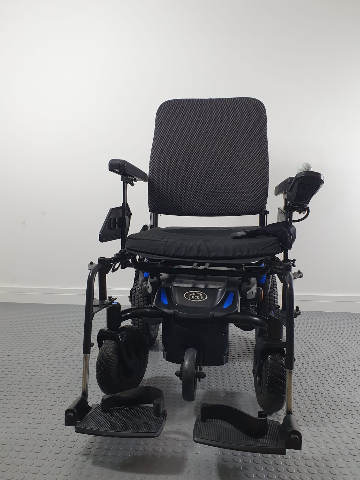SUNRISE QUICKIE Q200 R POWERCHAIR